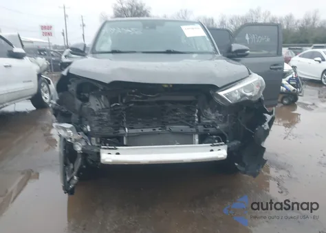 2020 Toyota 4Runner Sr5 Premium z USA, uszkodzony, nr VIN JTEBU5JR2L5824902